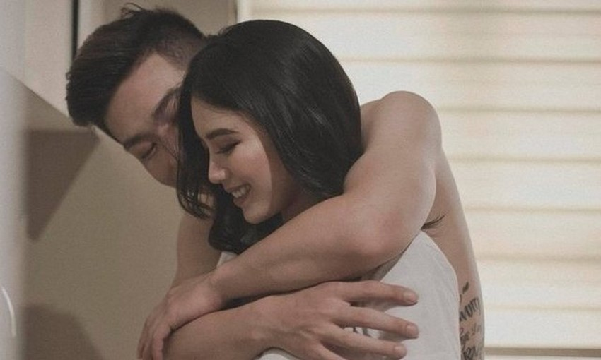 Poster of Bé gái 2k4 làm tình với bạn trai