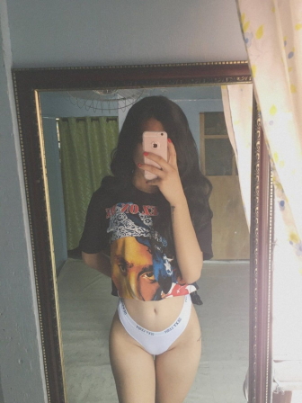 Poster of Em gái xinh thích khiêu dâm