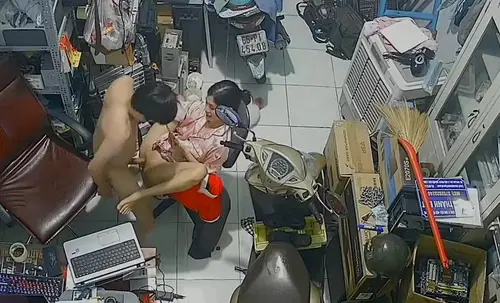 Poster of Hack camera vợ chồng Đồng Tháp hồn nhiên làm tình trong cửa hàng điện tử