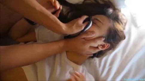 Poster of Hiếp dâm gái xinh nằm như xác chết