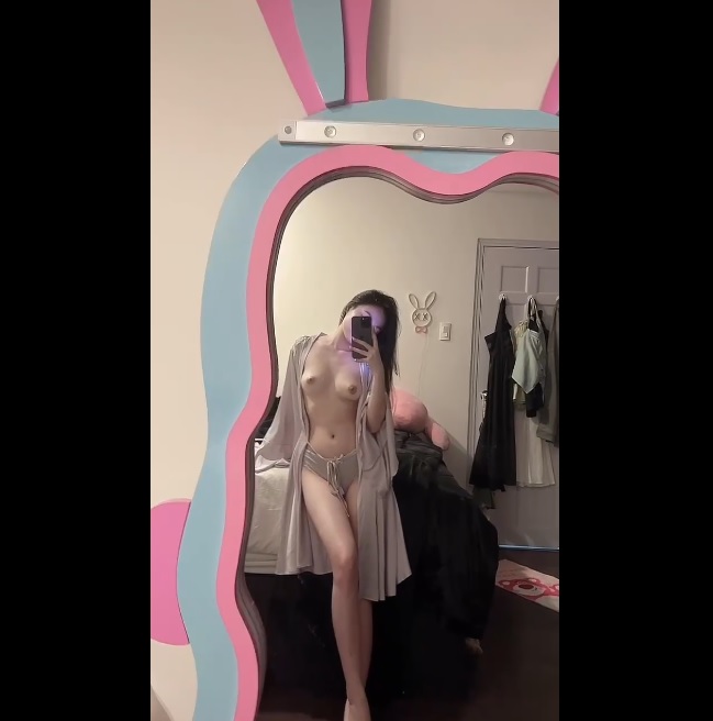 Poster of Mẫu ảnh dâm khoe lồn thâm