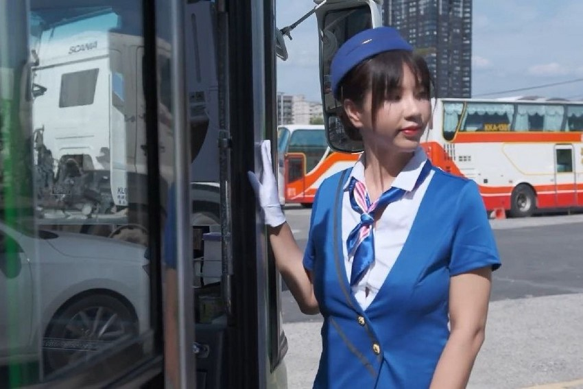 Poster of Nữ tiếp viên xe buýt dâm dục