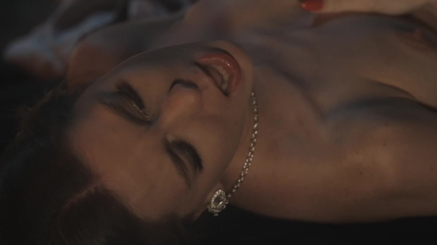 Poster of Sung sướng cùng em trong ánh nến mờ ảo