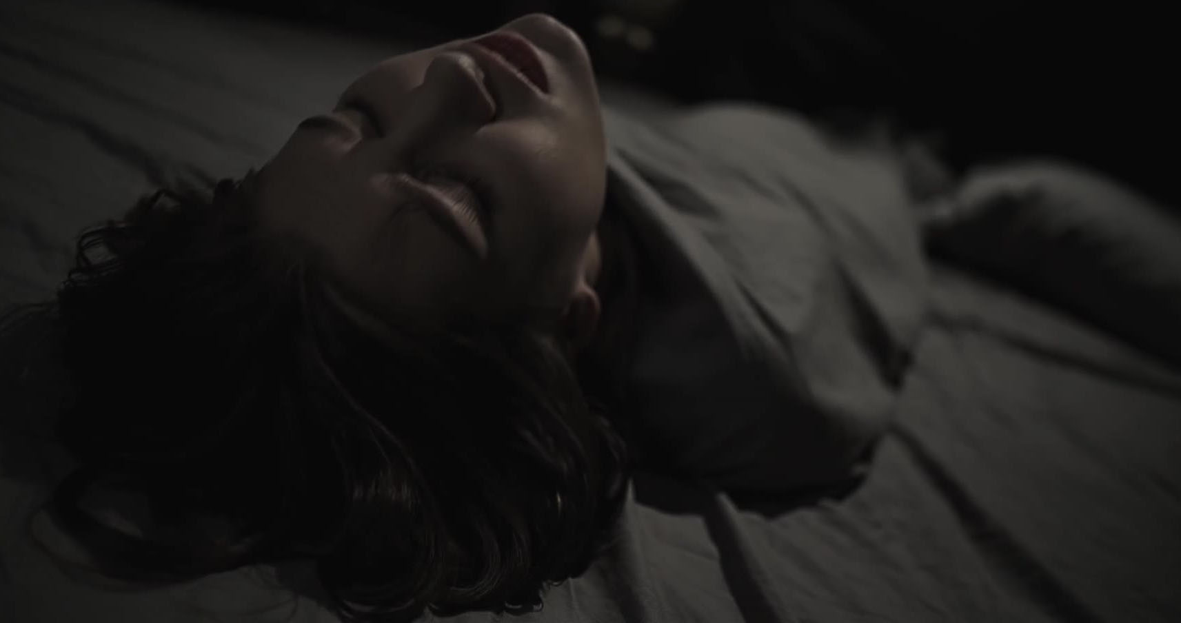 Poster of Sung sướng dưới tấm chăn