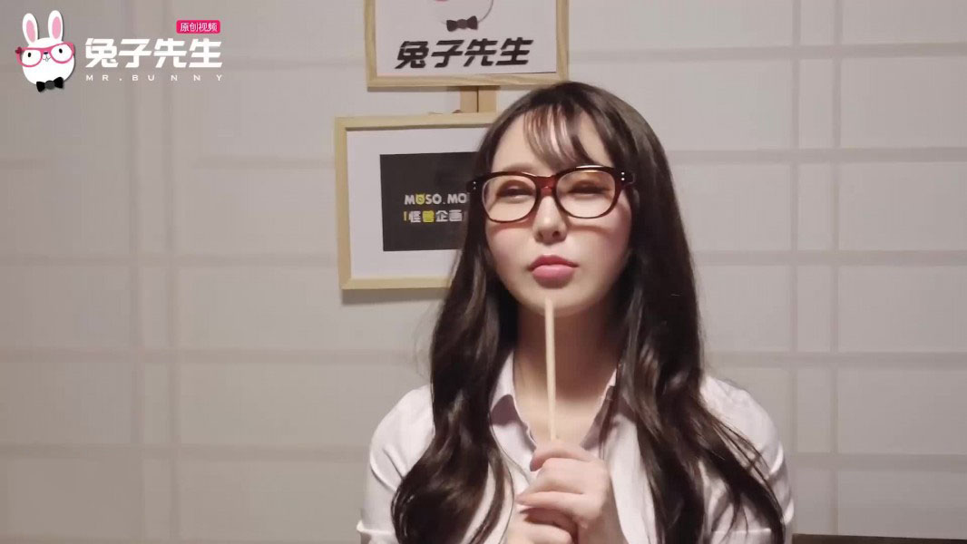 Poster of TZ100 - Hiếp dâm tập thể em gái hàng ngon đêm giao thừa